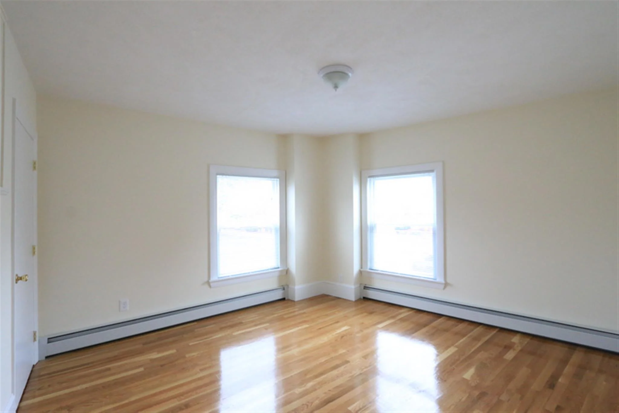 3 bed, 1.5 bath apartment for rent at 2 Central St Unit 1, Spring Hill — photo 17 of 19