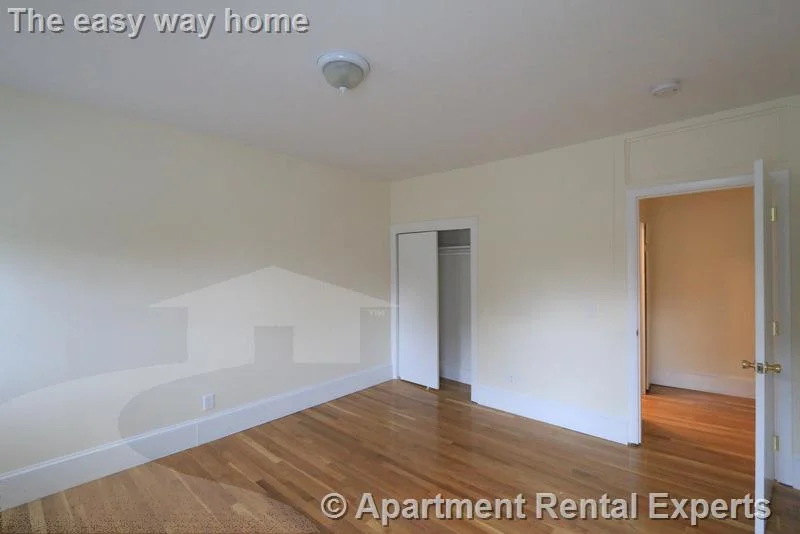 3 bed, 1 bath apartment for rent at 2 Central St Unit 1, Spring Hill — photo 3 of 20