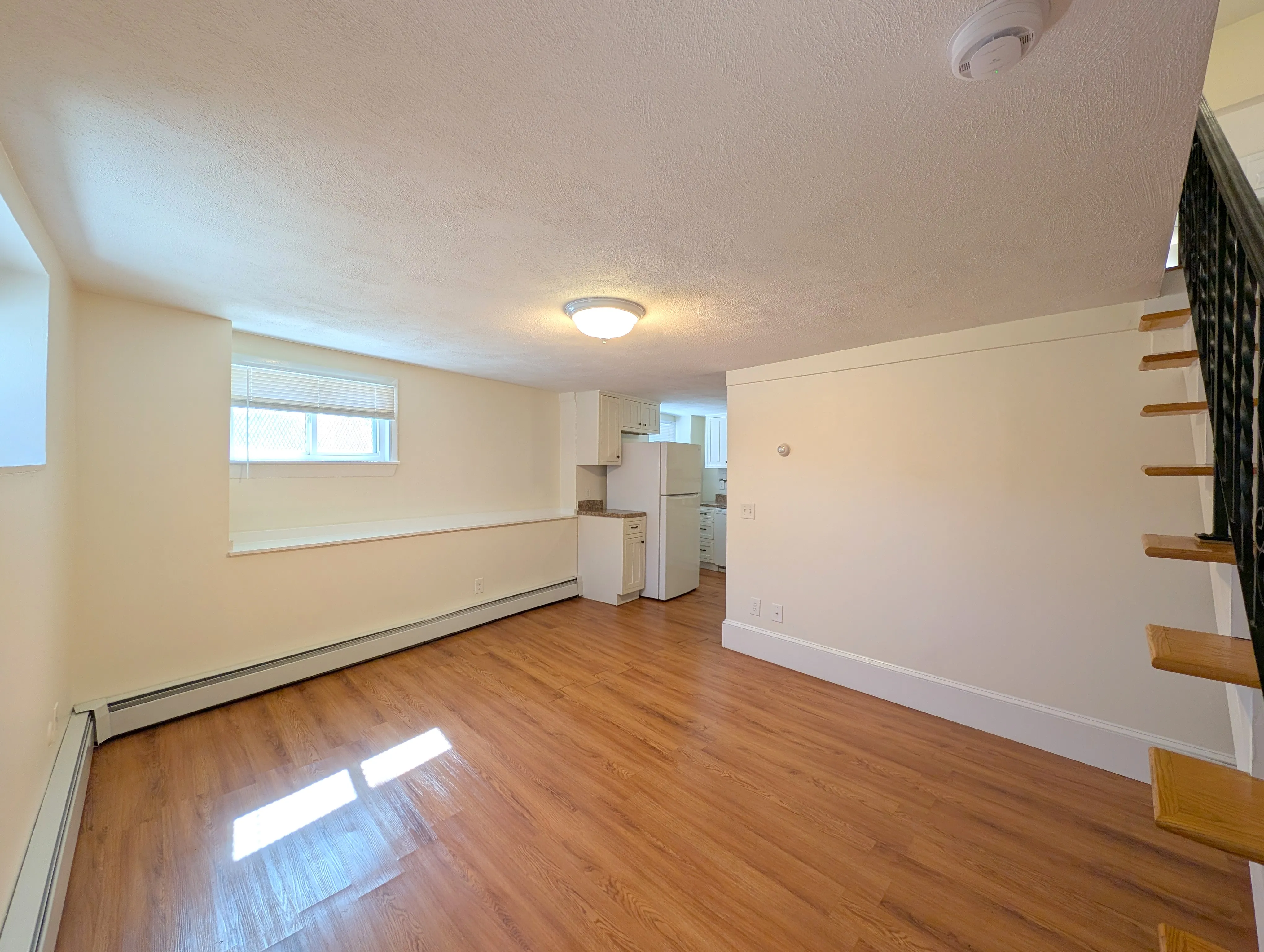 3 bed, 1.5 bath apartment for rent at 2 Central St Unit 1, Spring Hill — photo 3 of 18