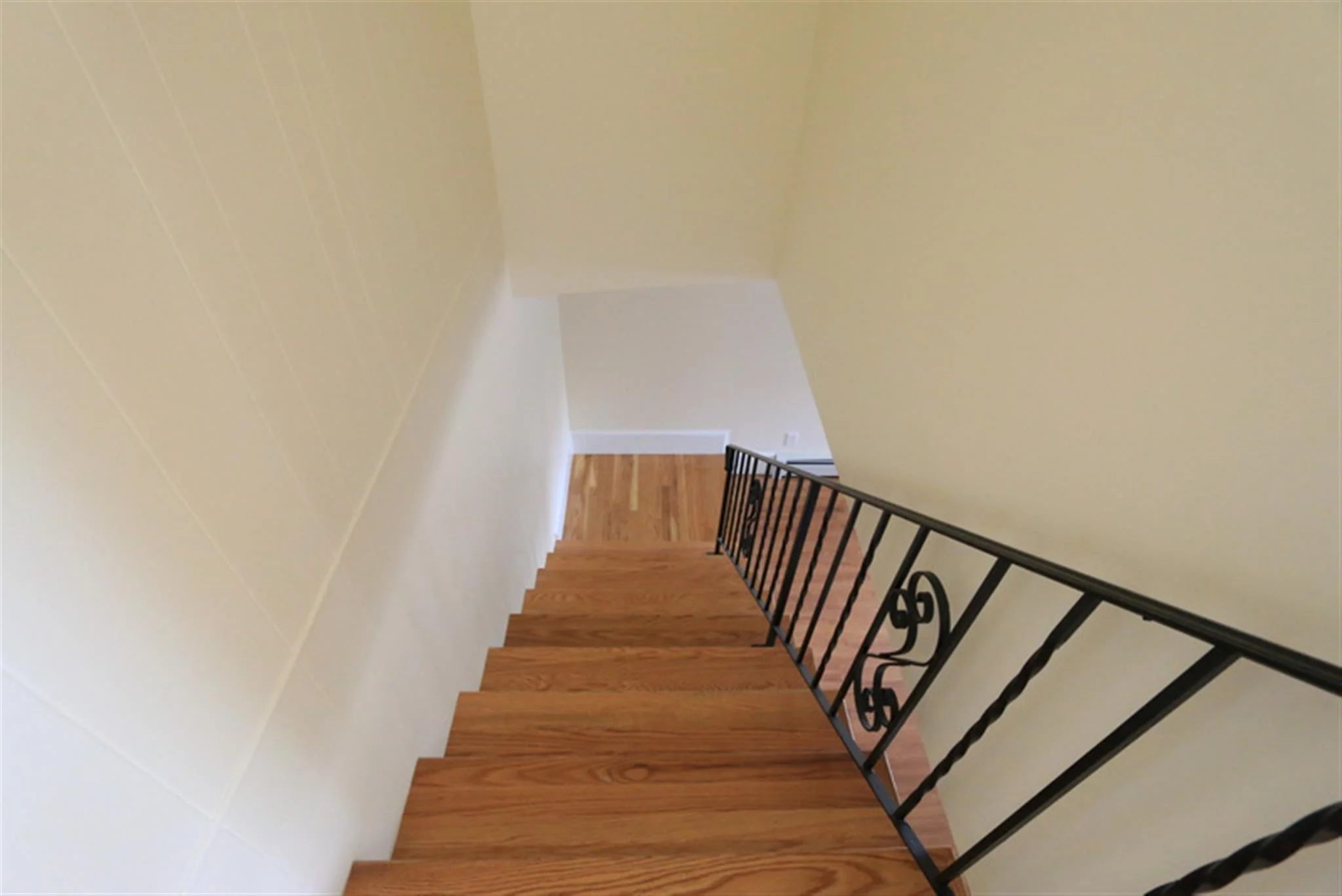 3 bed, 1.5 bath apartment for rent at 2 Central St Unit 1, Spring Hill — photo 7 of 19