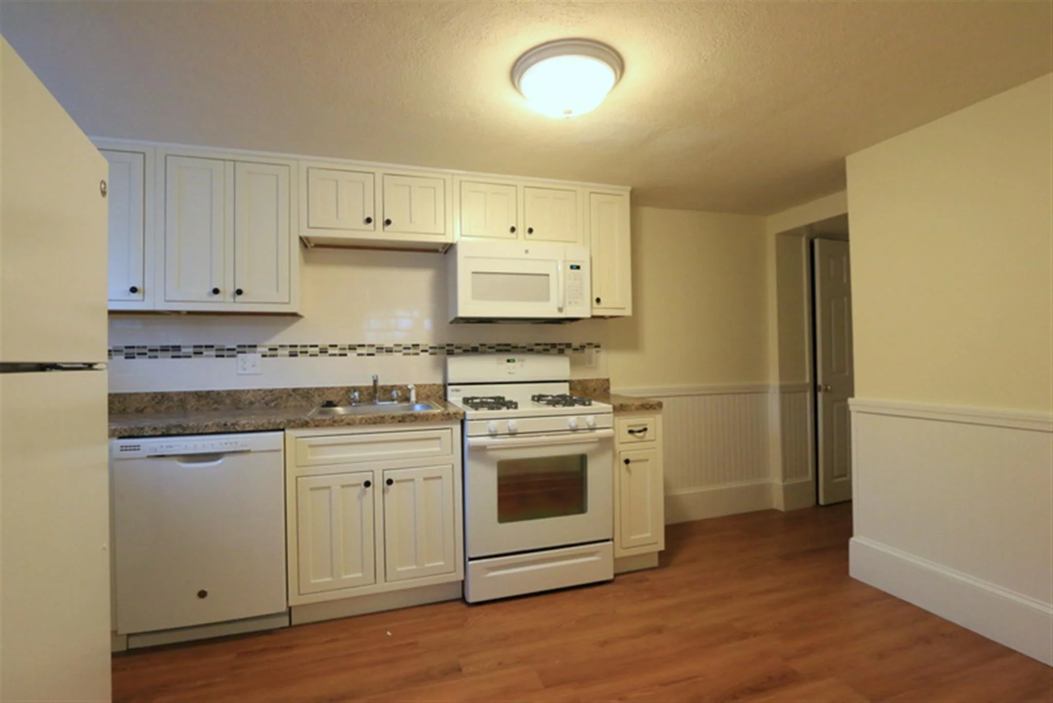 3 bed, 1.5 bath apartment for rent at 2 Central St Unit 1, Spring Hill — photo 2 of 19