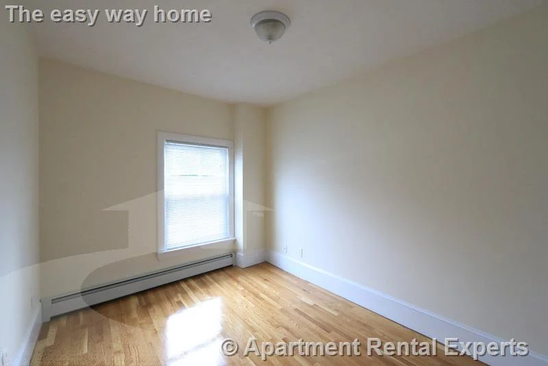 3 bed, 1 bath apartment for rent at 2 Central St Unit 1, Spring Hill — photo 8 of 20