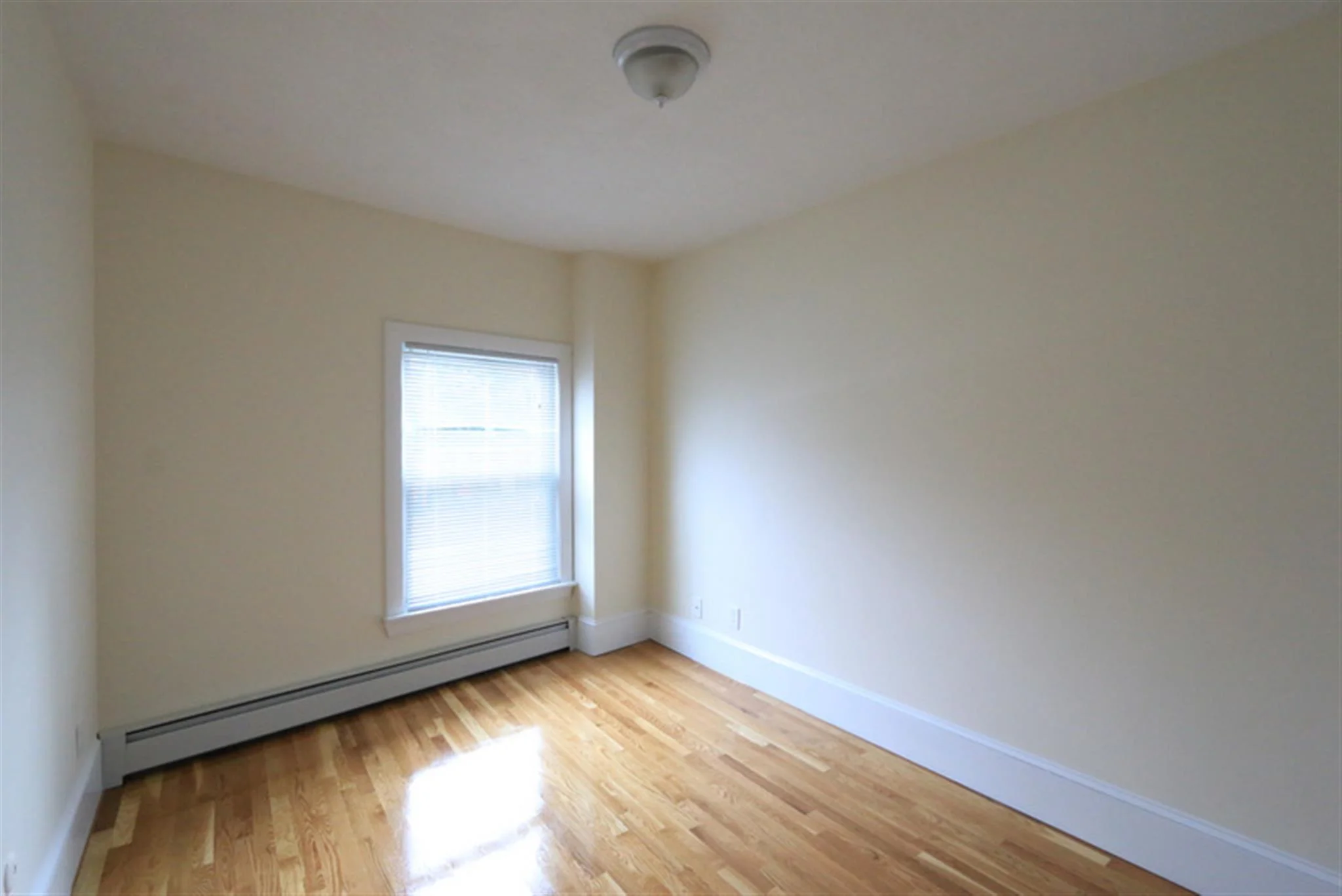 3 bed, 1.5 bath apartment for rent at 2 Central St Unit 1, Spring Hill — photo 14 of 19