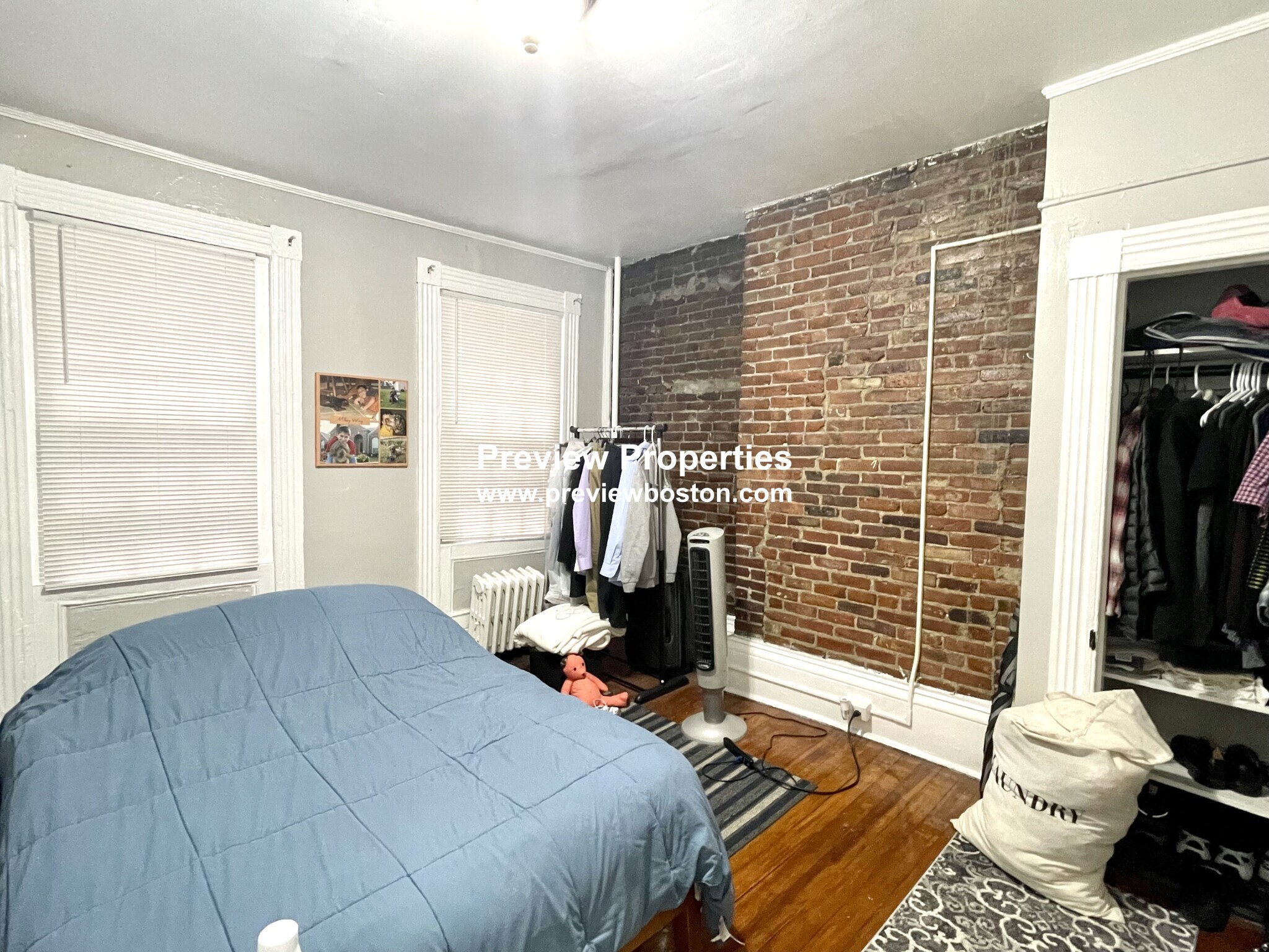 2 bed, 1 bath apartment for rent at 2 Champney Pl Unit 1P, Beacon Hill