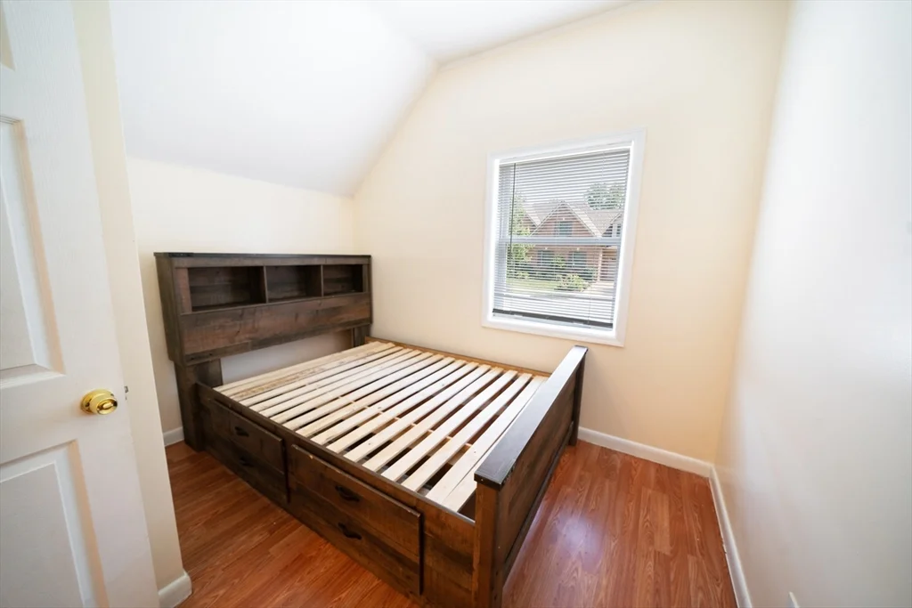 3 bed, 1 bath apartment for rent at 2 Chelmsford St, Methuen — photo 9 of 11