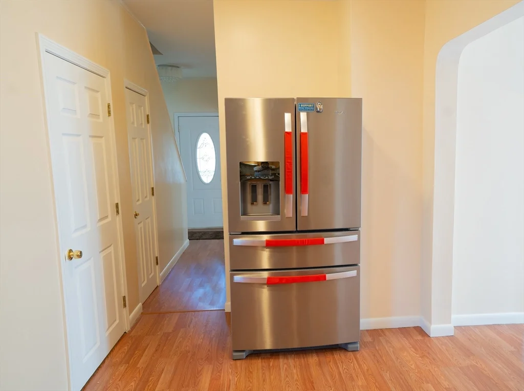 3 bed, 1 bath apartment for rent at 2 Chelmsford St, Methuen — photo 5 of 11