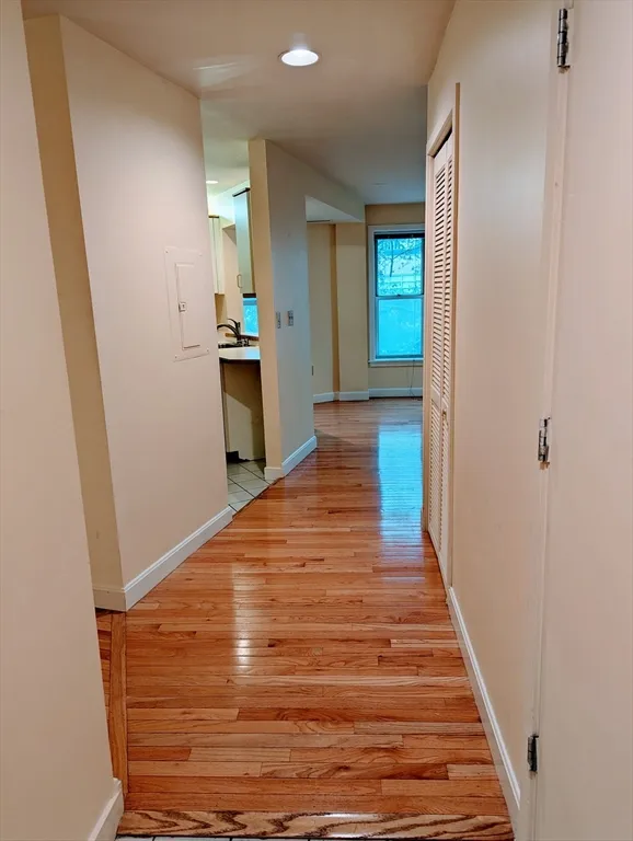 2 bed, 2 bath apartment for rent at 2 Chestnut Unit 23, Cambridgeport — photo 6 of 7