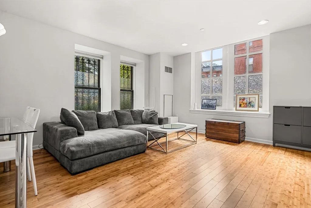 2 bed, 2 bath apartment for rent at 2 Clarendon St Unit 102, South End — photo 12 of 22