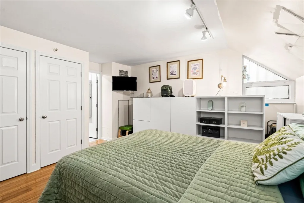 2 bed, 2 bath apartment for rent at 2 Clarendon St Unit 102, South End — photo 13 of 22