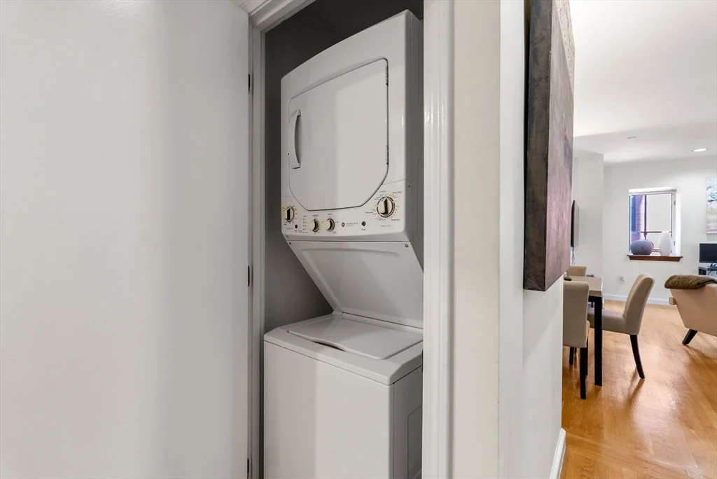 1 bed, 1 bath apartment for rent at 2 Clarendon St Unit 302, South End — photo 27 of 35