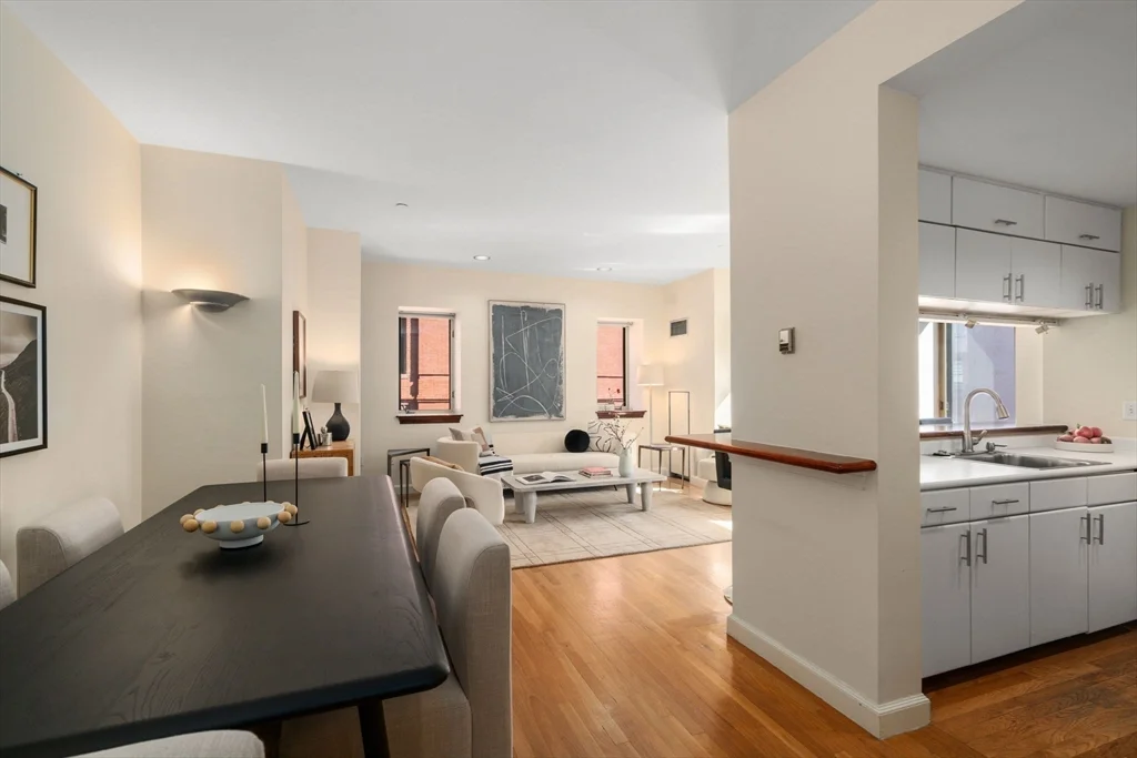 1 bed, 1 bath apartment for rent at 2 Clarendon St Unit 302, South End — photo 14 of 35