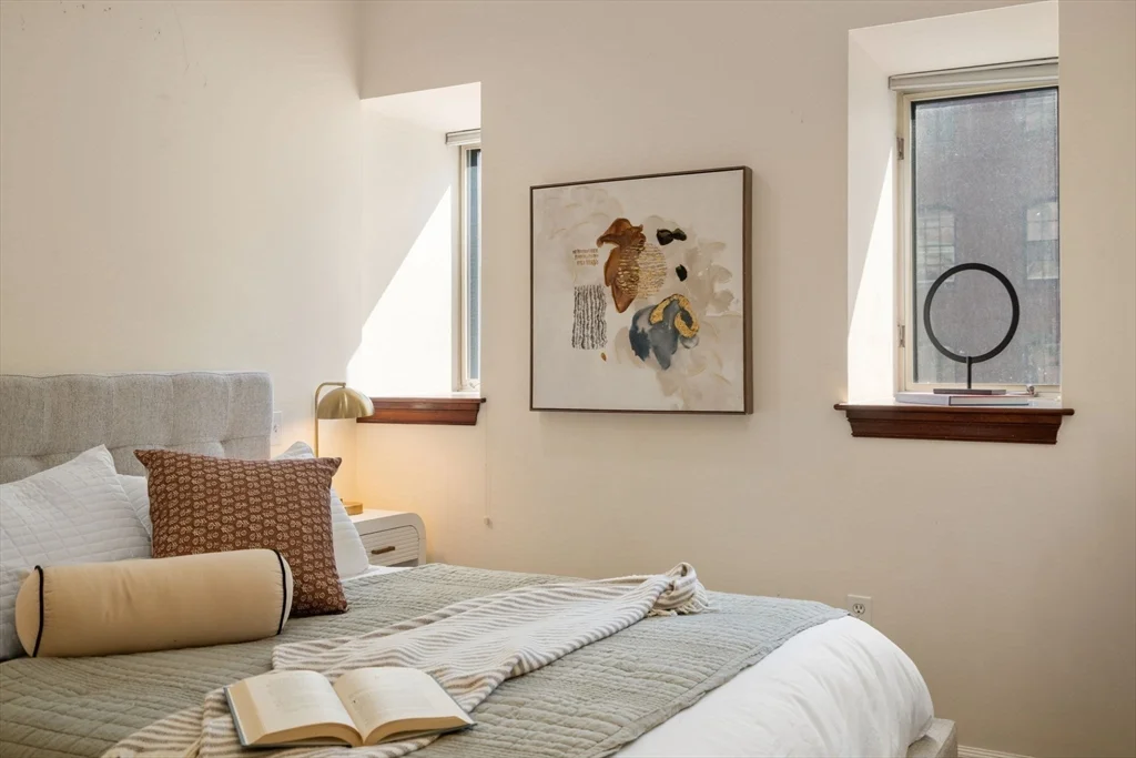 1 bed, 1 bath apartment for rent at 2 Clarendon St Unit 302, South End — photo 23 of 35