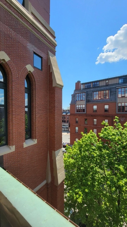2 bed, 1 bath apartment for rent at 2 Clarendon St Unit 501, Boston — photo 10 of 12