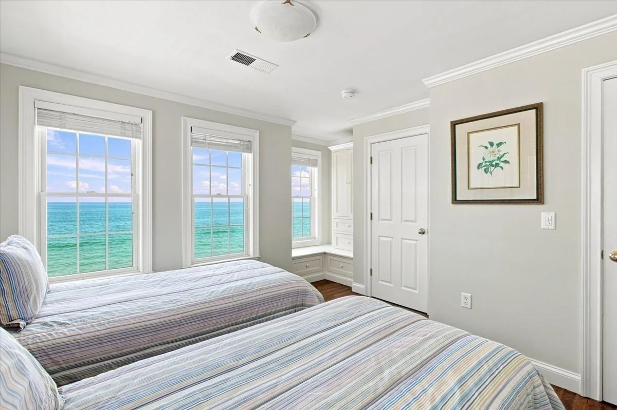 4 bed, 1 bath apartment for rent at 2 Cliff Rd, Humarock — photo 9 of 13