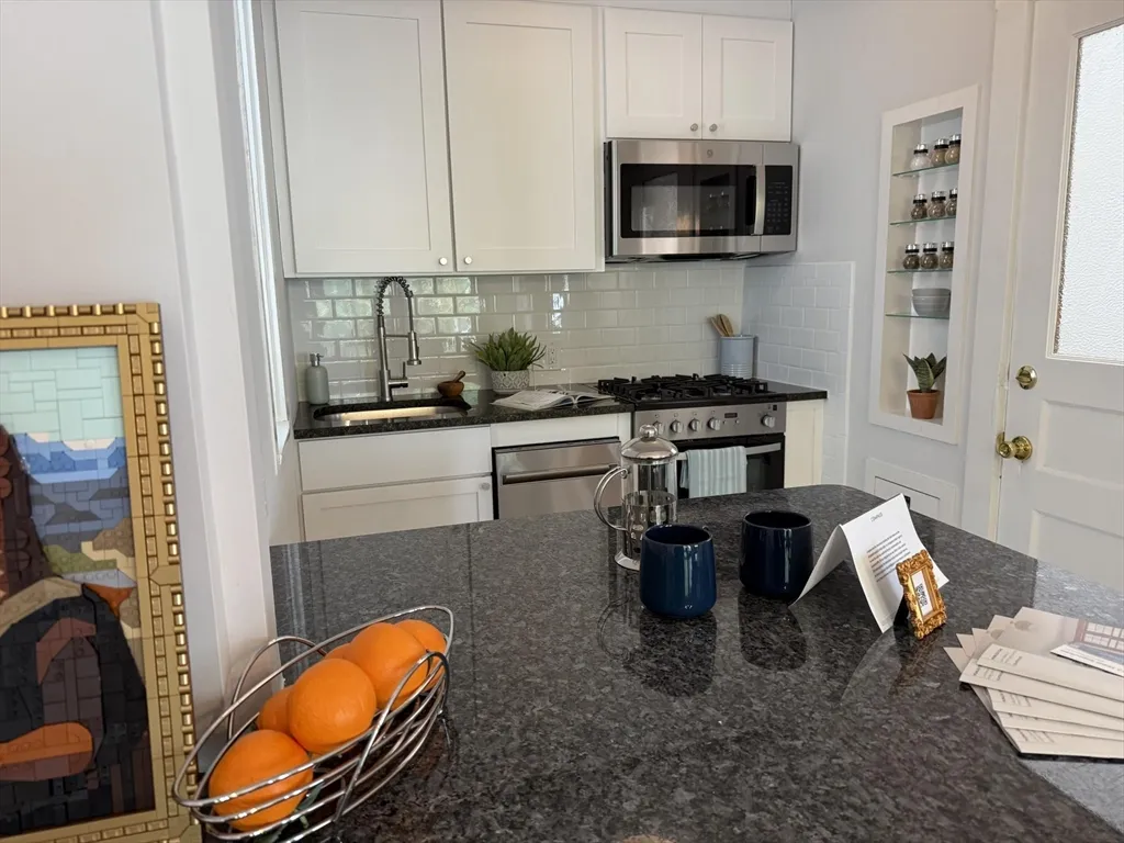 2 bed, 1 bath apartment for rent at 2 Clinton St Unit 37, Mid-Cambridge — photo 4 of 8