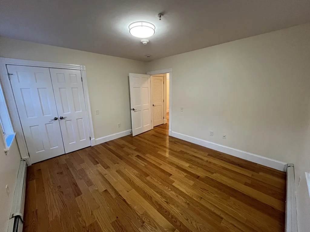 2 bed, 1 bath apartment for rent at 2 Coburn St Unit 2, Framingham — photo 4 of 8