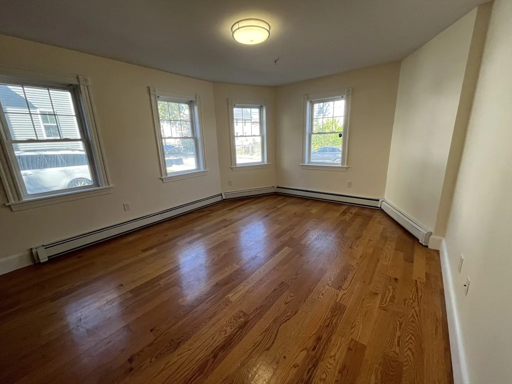 2 bed, 1 bath apartment for rent at 2 Coburn St Unit 2, Framingham