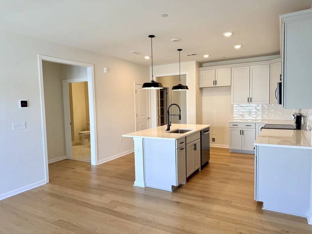 1 bed, 1 bath apartment for rent at 2 Codman Way Unit 302, Westborough — photo 7 of 20