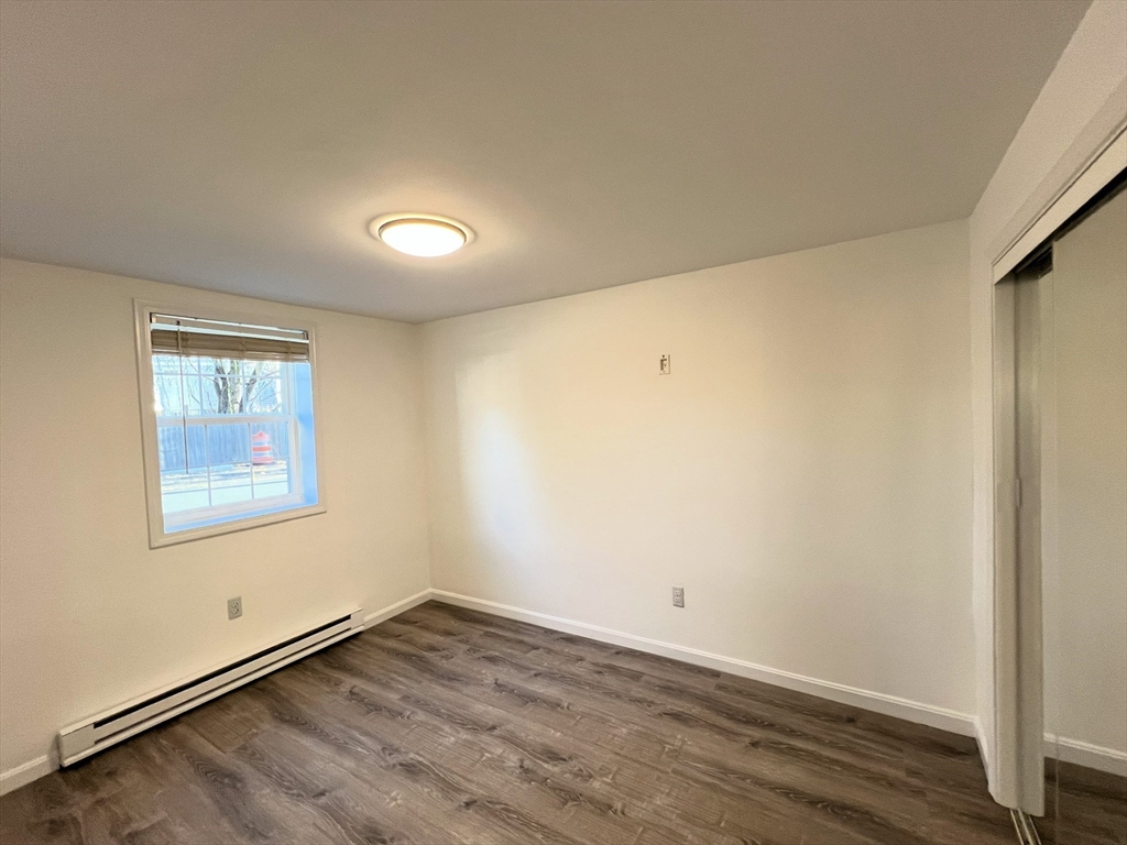 2 bed, 1 bath apartment for rent at 2 Colonial Village Dr Unit 4, Arlington Heights — photo 13 of 26