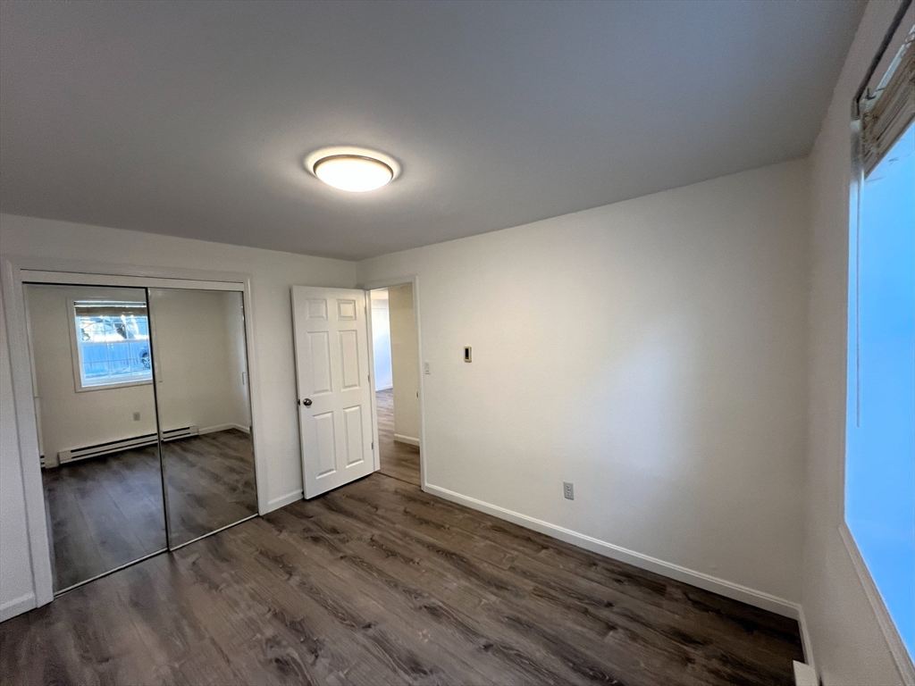 2 bed, 1 bath apartment for rent at 2 Colonial Village Dr Unit 4, Arlington Heights — photo 12 of 26