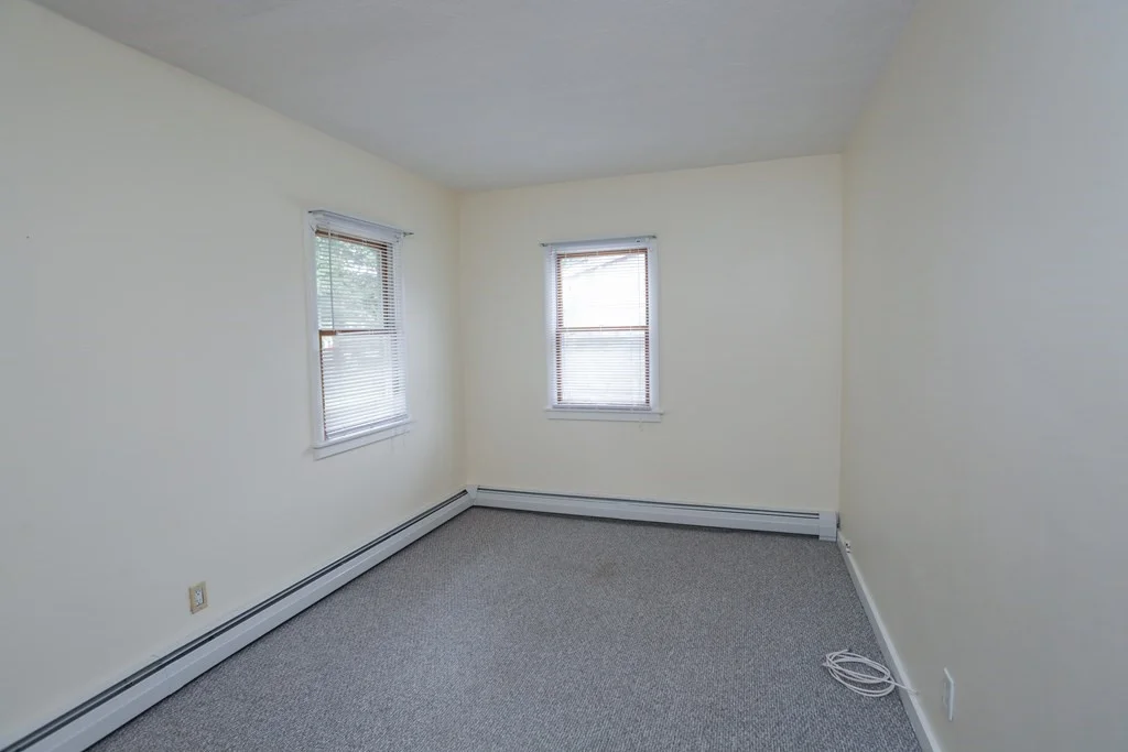 4 bed, 1 bath apartment for rent at 2 Colony Rd, Woburn — photo 23 of 29