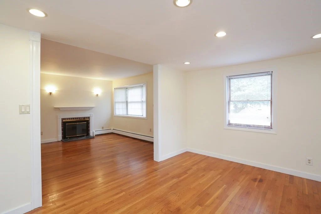 4 bed, 1 bath apartment for rent at 2 Colony Rd, Woburn — photo 9 of 29