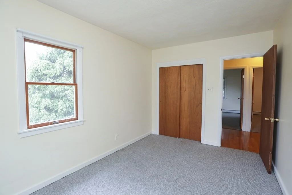 4 bed, 1 bath apartment for rent at 2 Colony Rd, Woburn — photo 22 of 29