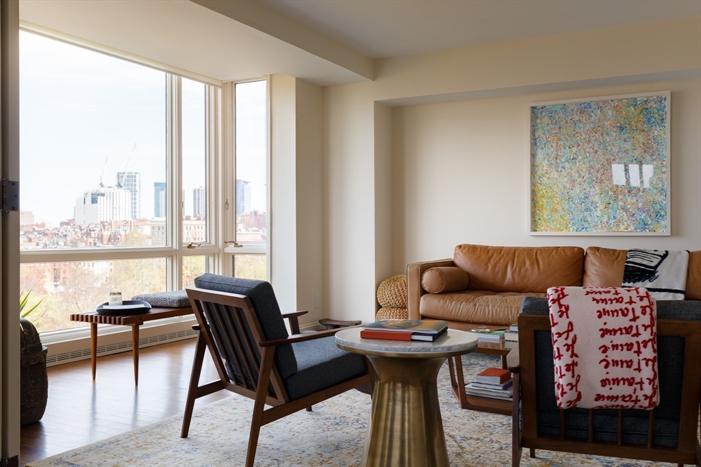 3 bed, 3 bath apartment for rent at 2 Commonwealth Ave Unit 8G, Back Bay — photo 2 of 10
