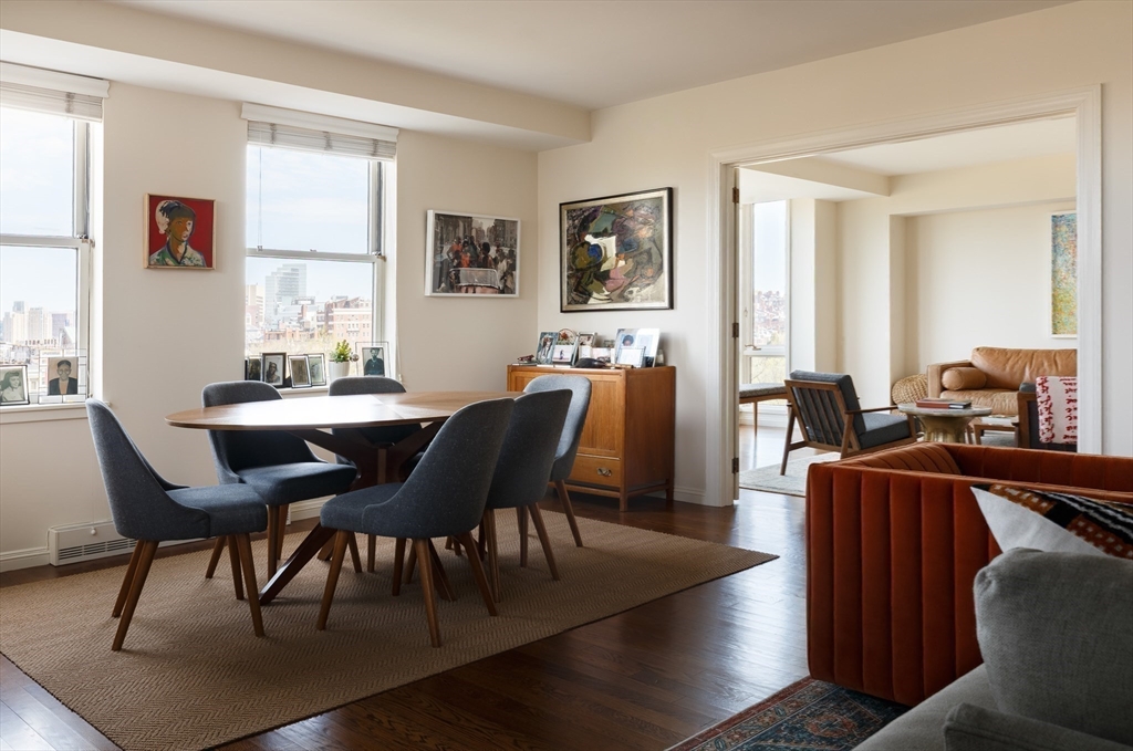 3 bed, 3 bath apartment for rent at 2 Commonwealth Ave Unit 8G, Back Bay — photo 3 of 10