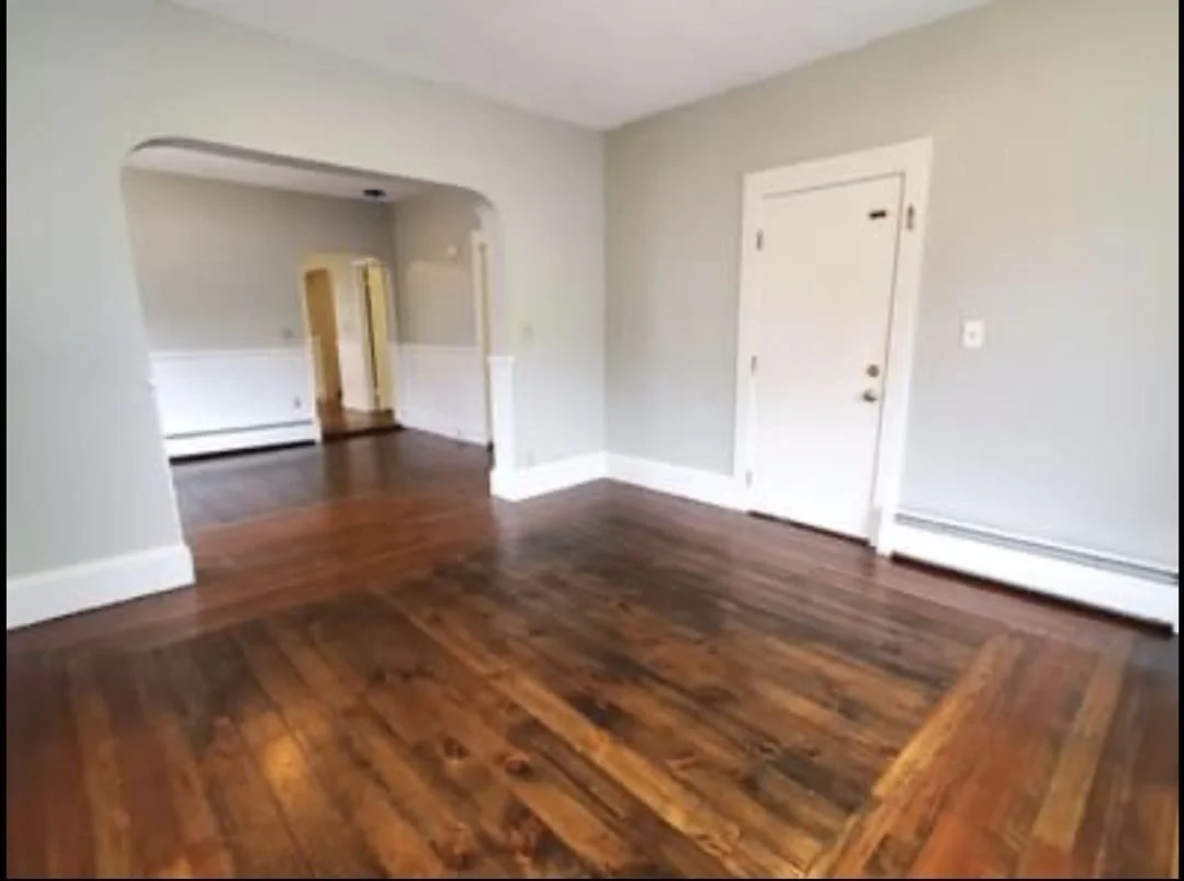 3 bed, 1 bath apartment for rent at 2 Conduit St Unit 1, Lawrence — photo 2 of 5
