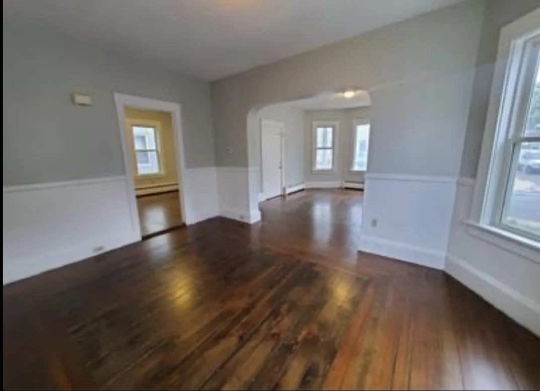 3 bed, 1 bath apartment for rent at 2 Conduit St Unit 1, Lawrence
