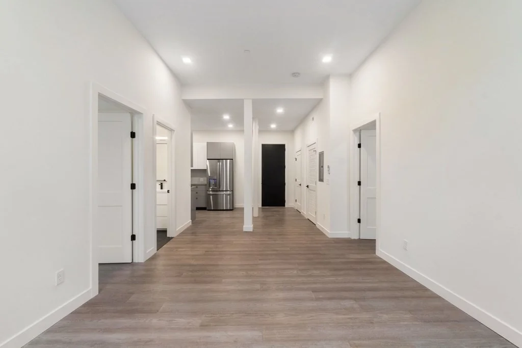 2 bed, 2 bath apartment for rent at 2 Derby Sq Unit 302, Salem — photo 3 of 13