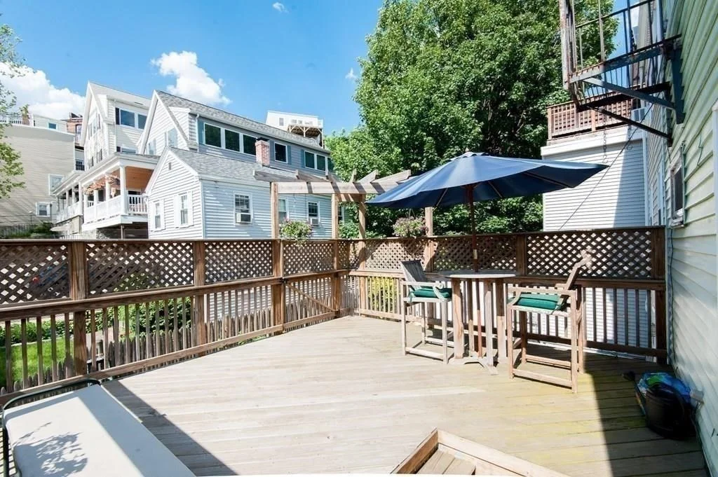 4 bed, 2 bath apartment for rent at 2 Dixfield Unit SF, South Boston — photo 4 of 8