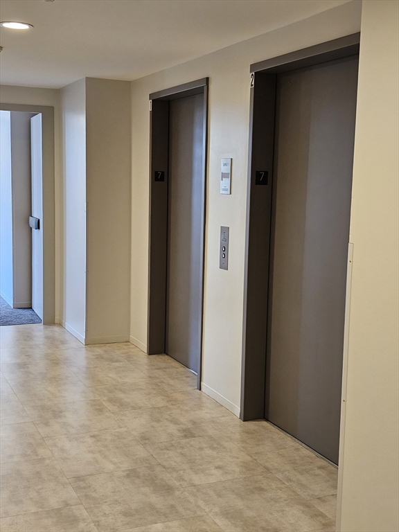 1 bed, 1 bath apartment for rent at 2 Earhart St Unit 707T, Cambridge — photo 27 of 31