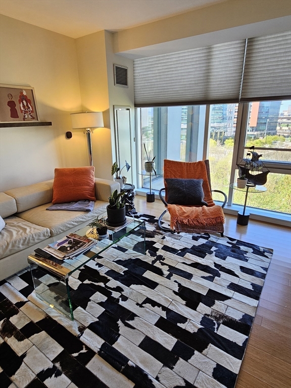1 bed, 1 bath apartment for rent at 2 Earhart St Unit 707T, Cambridge — photo 6 of 31
