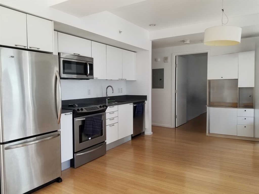 2 bed, 1 bath apartment for rent at 2 Earhart Unit 306, East Cambridge — photo 7 of 42