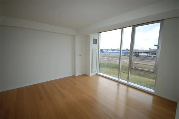3 bed, 2 bath apartment for rent at 2 Earhart Unit 711, East Cambridge — photo 7 of 10