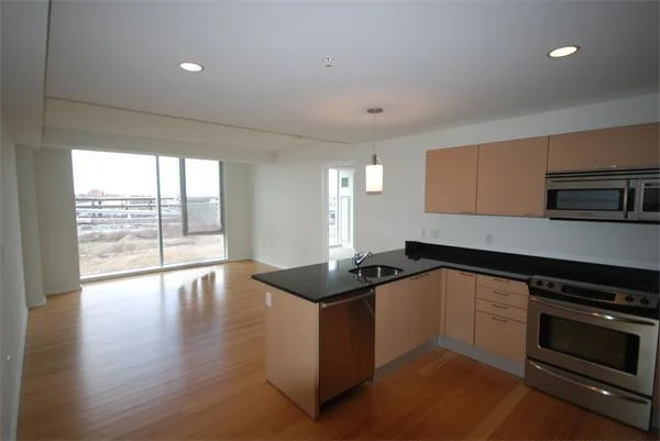 3 bed, 2 bath apartment for rent at 2 Earhart Unit 711, East Cambridge — photo 3 of 10