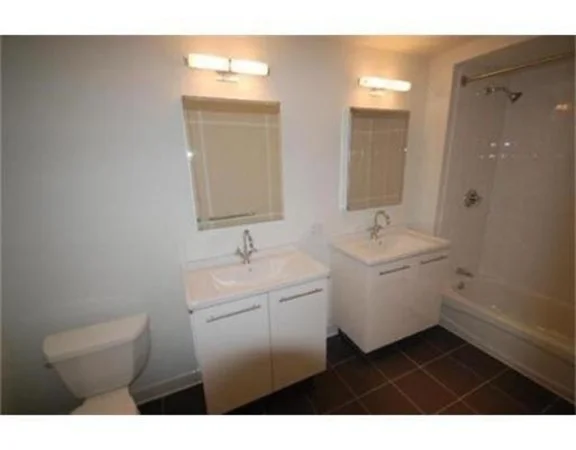 3 bed, 2 bath apartment for rent at 2 Earhart Unit 711, East Cambridge — photo 8 of 10