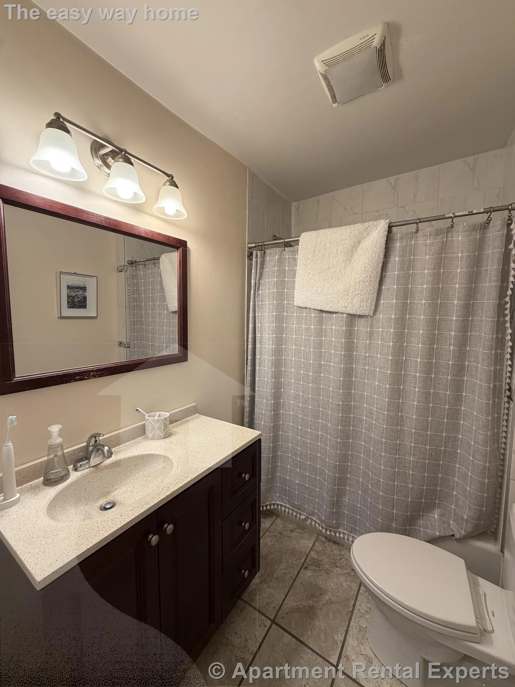 3 bed, 1 bath apartment for rent at 2 Edgar Ct Unit 1, Winter Hill — photo 6 of 11