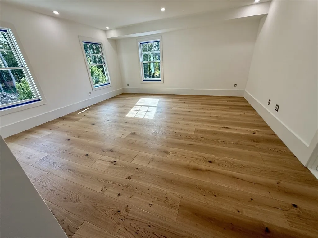 6 bed, 4+ bath apartment for rent at 2 Effie Pl, Lexington — photo 9 of 36