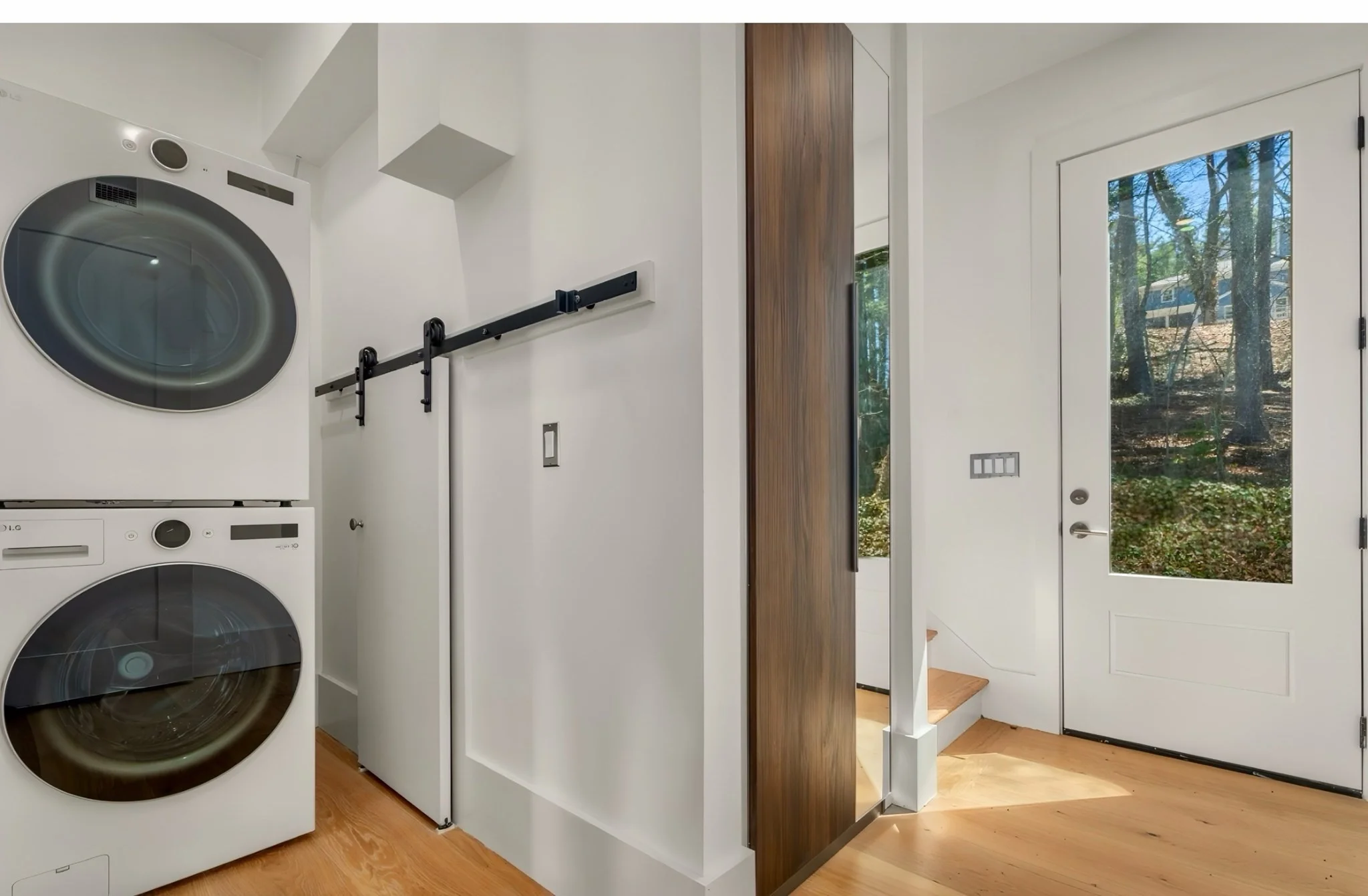 1 bed, 1 bath apartment for rent at 2 Effie Place (Carriage House) Unit 2, Lexington — photo 6 of 9