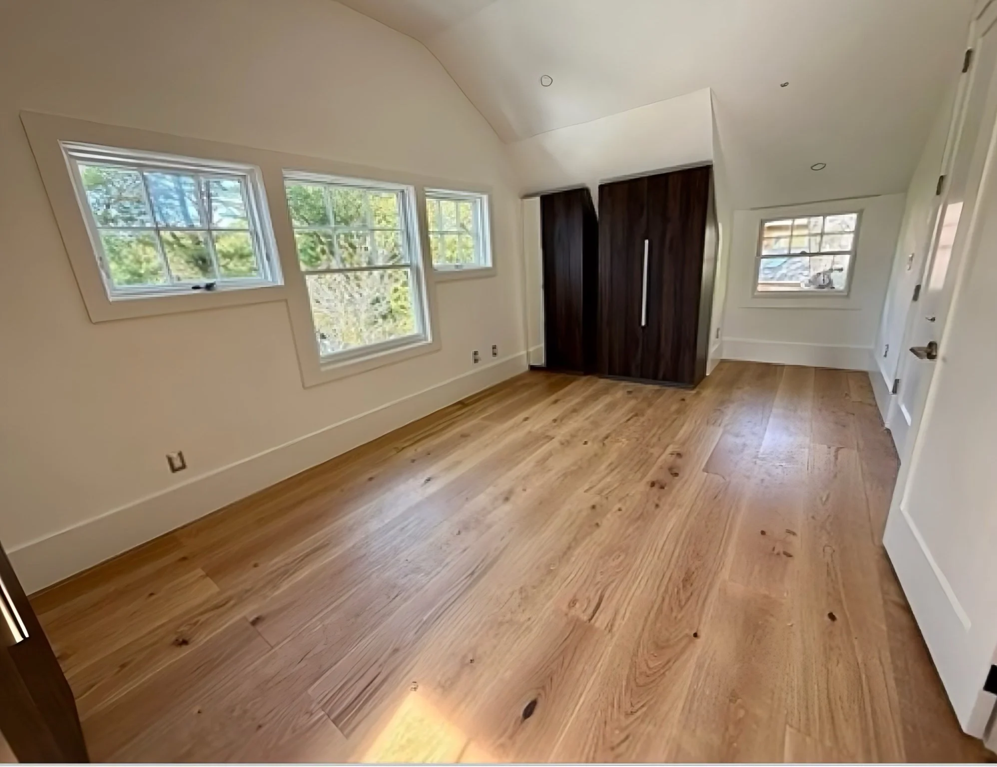 1 bed, 1 bath apartment for rent at 2 Effie Place (Carriage House) Unit 2, Lexington — photo 4 of 9