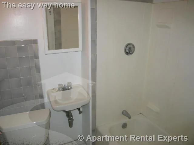 2 bed, 1 bath apartment for rent at 2 Ellsworth Ave Unit 12, Mid Cambridge — photo 5 of 7