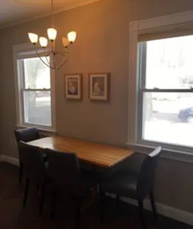 4 bed, 2 bath apartment for rent at 2 Elm Unit 1, Wellesley — photo 10 of 16