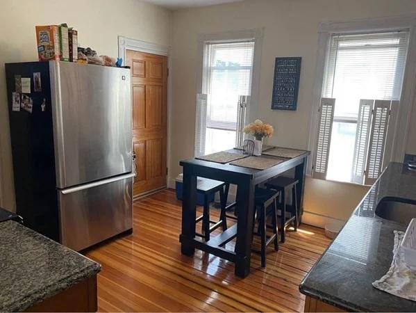 4 bed, 1 bath apartment for rent at 2 Elton St Unit 3, Dorchester — photo 4 of 8