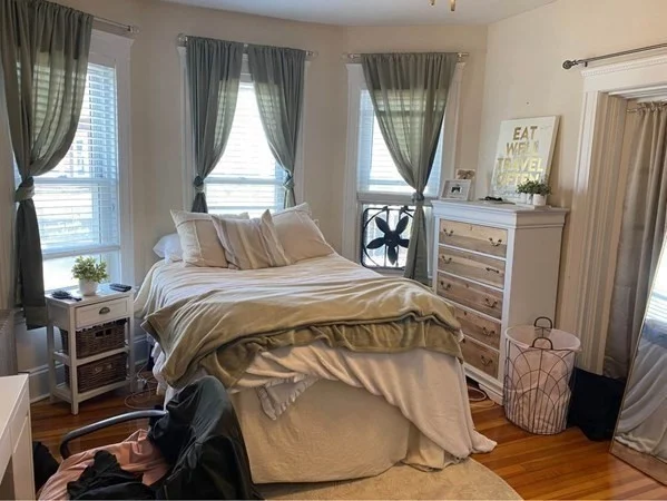 4 bed, 1 bath apartment for rent at 2 Elton St Unit 3, Dorchester — photo 8 of 8