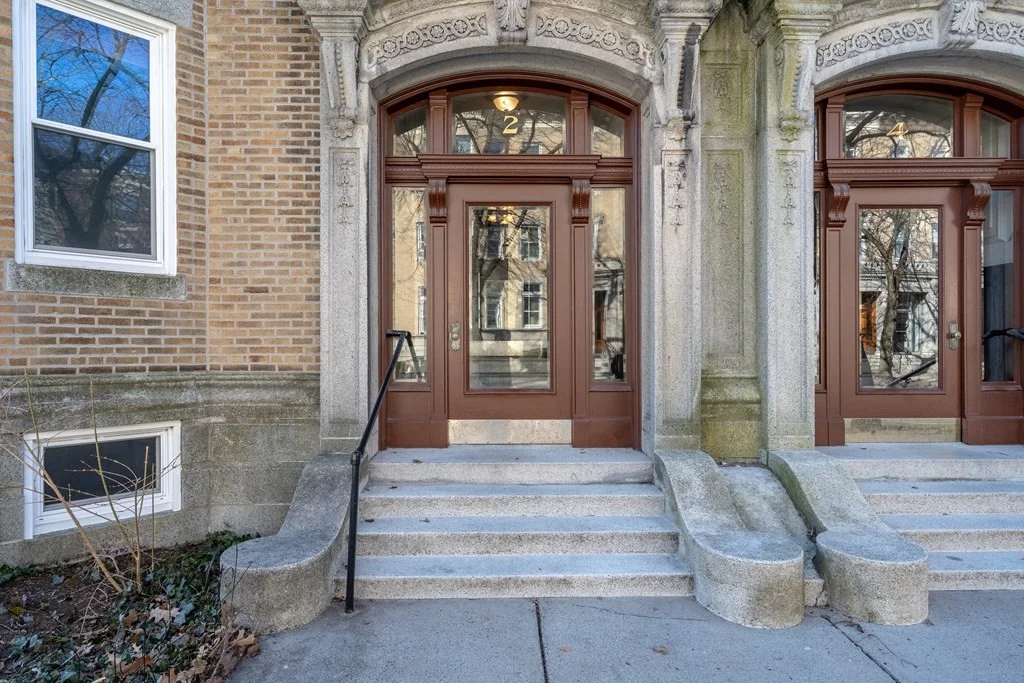 1 bed, 1 bath apartment for rent at 2 Euston St Unit 1, Coolidge Corner — photo 15 of 17
