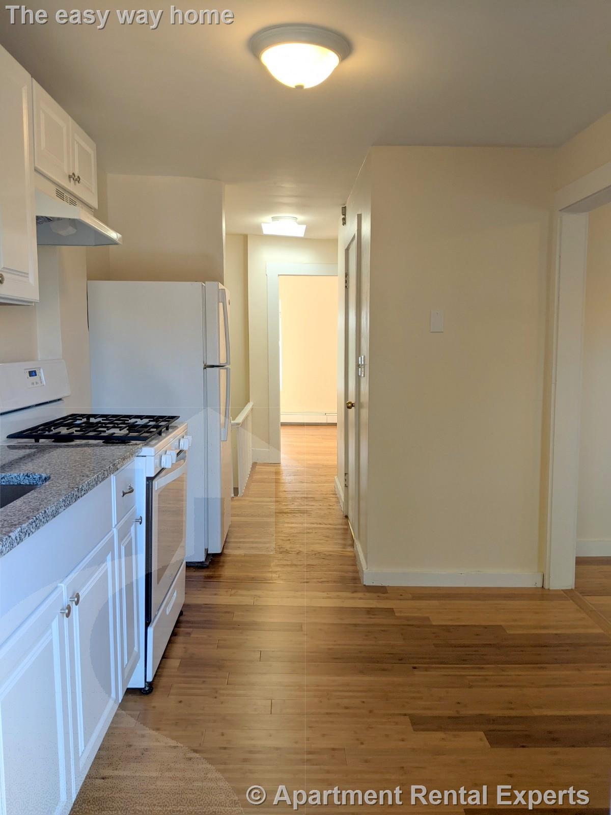 1 bed, 1 bath apartment for rent at 2 Evergreen Sq Unit 3, Porter Square — photo 3 of 17