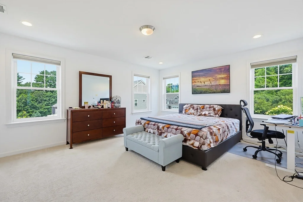2 bed, 2 bath apartment for rent at 2 Evergreen Unit 2, Bellingham — photo 17 of 29